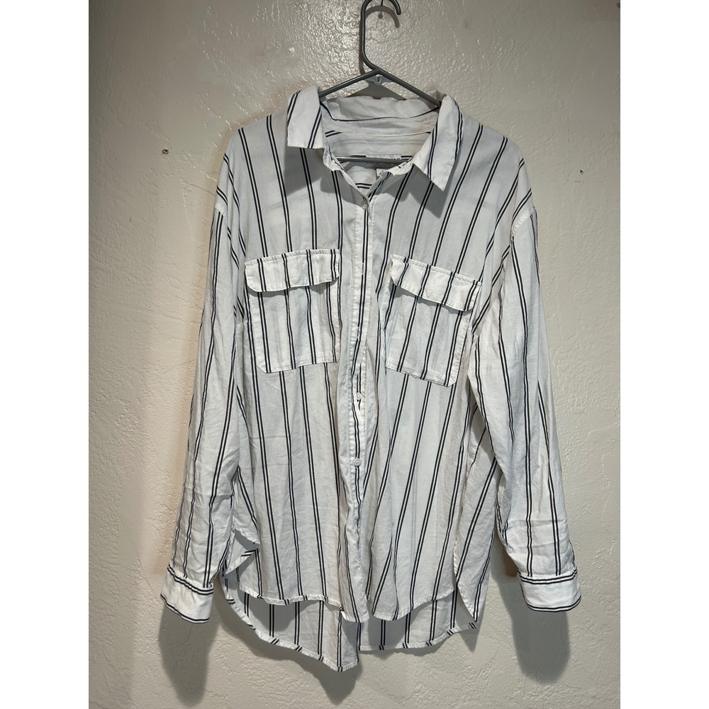 Ava & Viv Womens 1X White Black Striped Button Down Shirt Long Sleeve Cotton mix